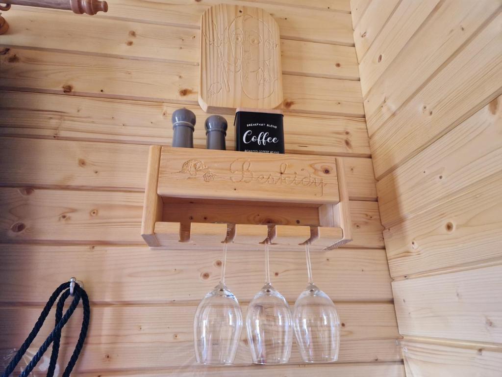 Fotografia z galérie ubytovania Apartament z Tężnią Solankową, Sauną, Kominkiem LED i Śniadaniem nad Jeziorem Żywieckim v destinácii Zarzecze