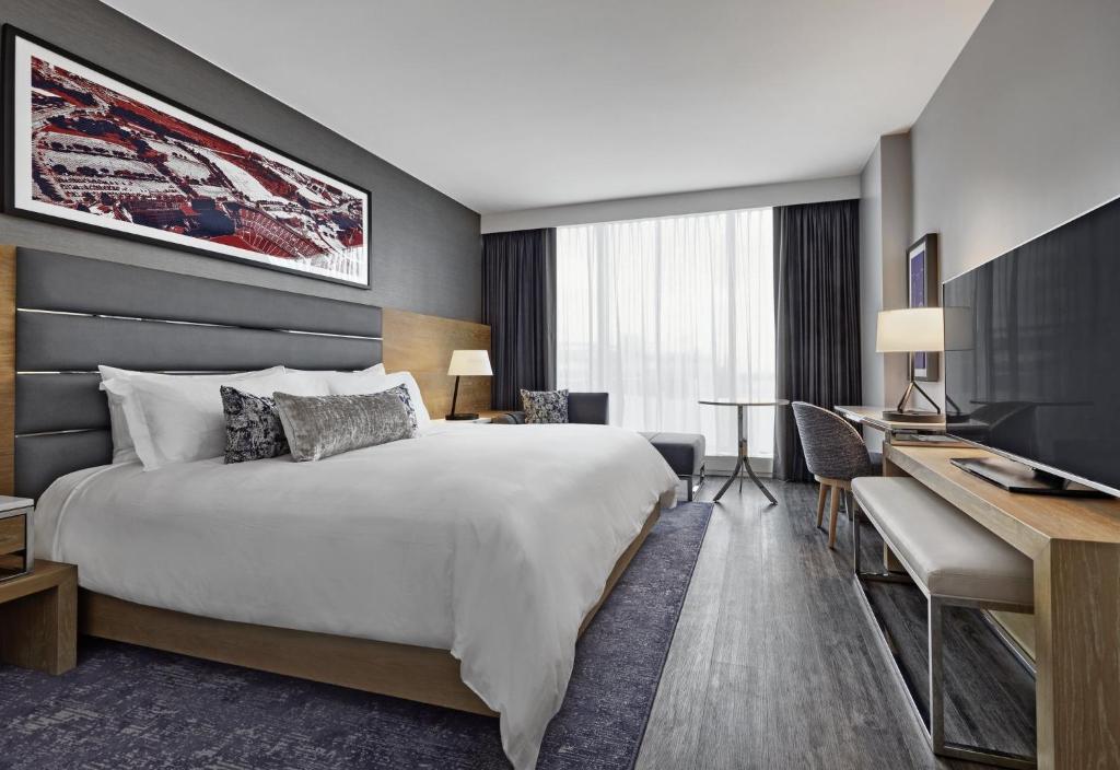 Live! by Loews - Arlington, TX - Re Deluxe