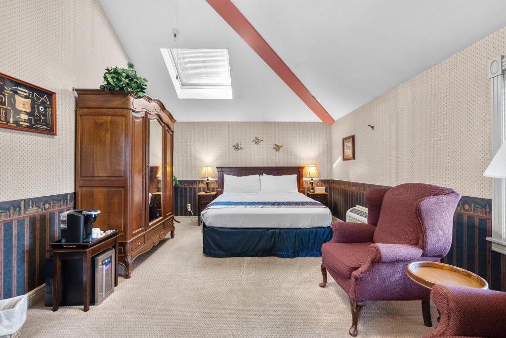 Hennessey House Bed and Breakfast - Salle De Roi