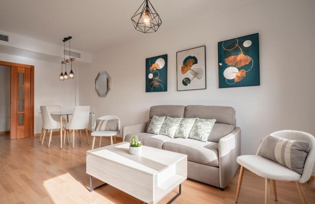 EnjoyGranada EMIR 4C + Parking - 5