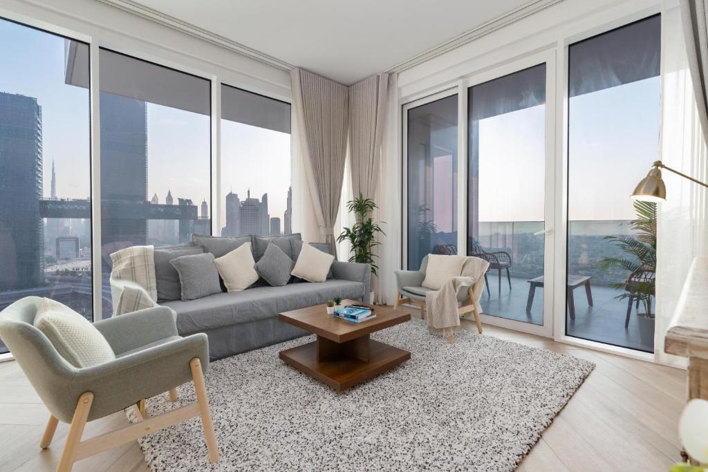 Ultimate Stay / Brand New / Amazing Skyline View / Rooftop Pool / 6 People / Zabeel Park / 5 min Walk to Metro