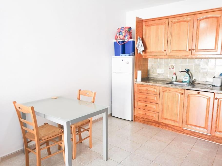 Fotografia z galérie ubytovania Lovely 1 Bed Apartment With Pool Near Amenities. v destinácii Torrevieja