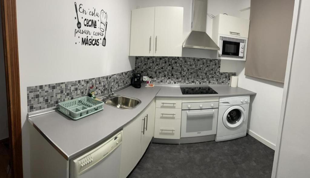 Kuchyň nebo kuchyňský kout v ubytování Vivienda con Fines Turísticos Salvador
