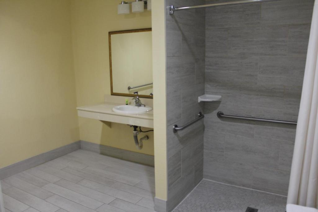 Rodeway Inn Medford South I-5 - Sala Regina - Accessibile/non Fumante