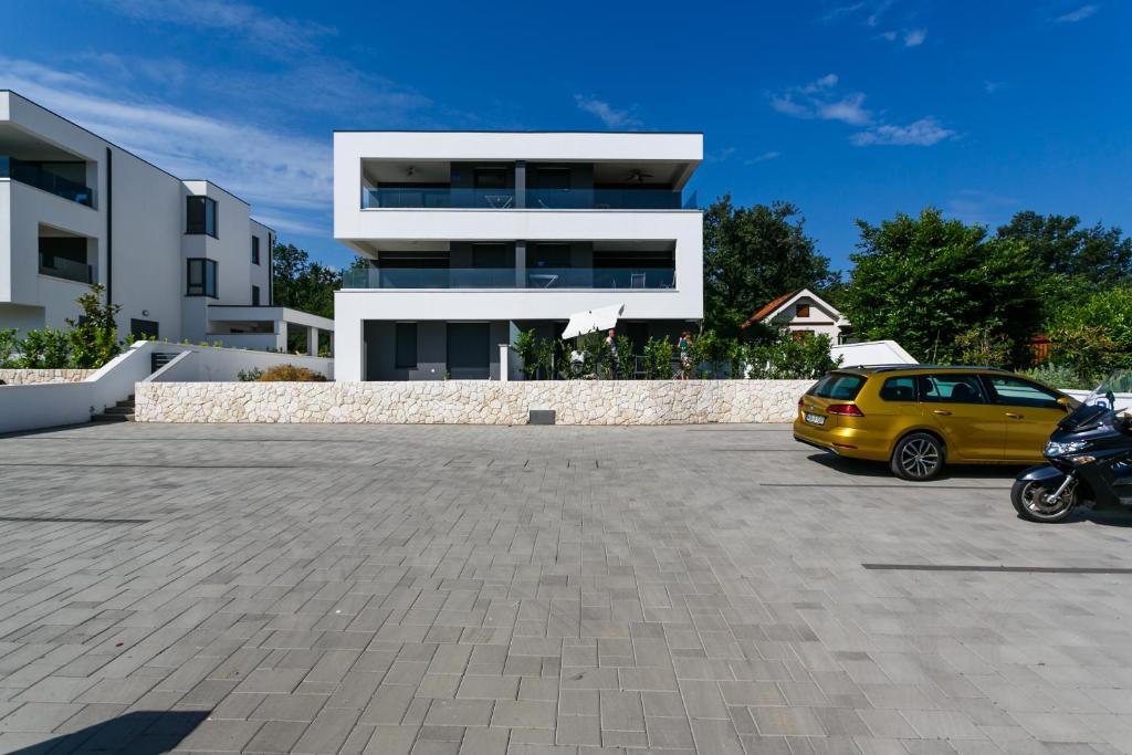 Apartments with parking space Vantacici, Krk - 20707