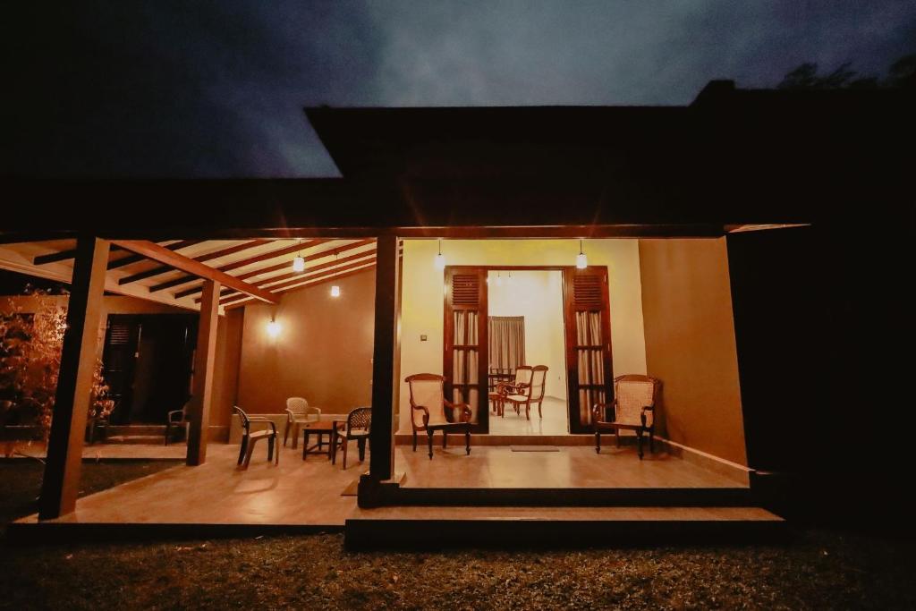 Patio nebo venkovní prostory v ubytování Negombo 146 Homestay
