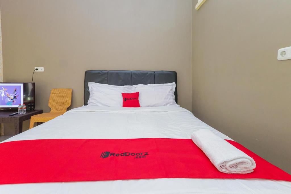 RedDoorz Plus @ Villa Bontes Batu - 经济双人间
