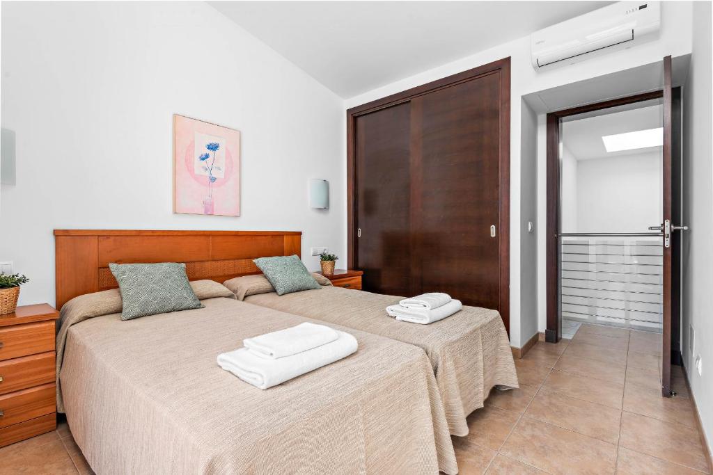 Villas Calan Bosch Emily, Cala en Bosc – Updated 2023 Prices
