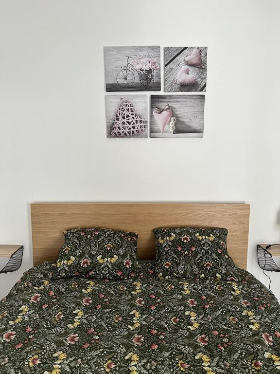 Letto o letti in una camera di Apartman PLAY Divčibare - 2 spavaće sobe