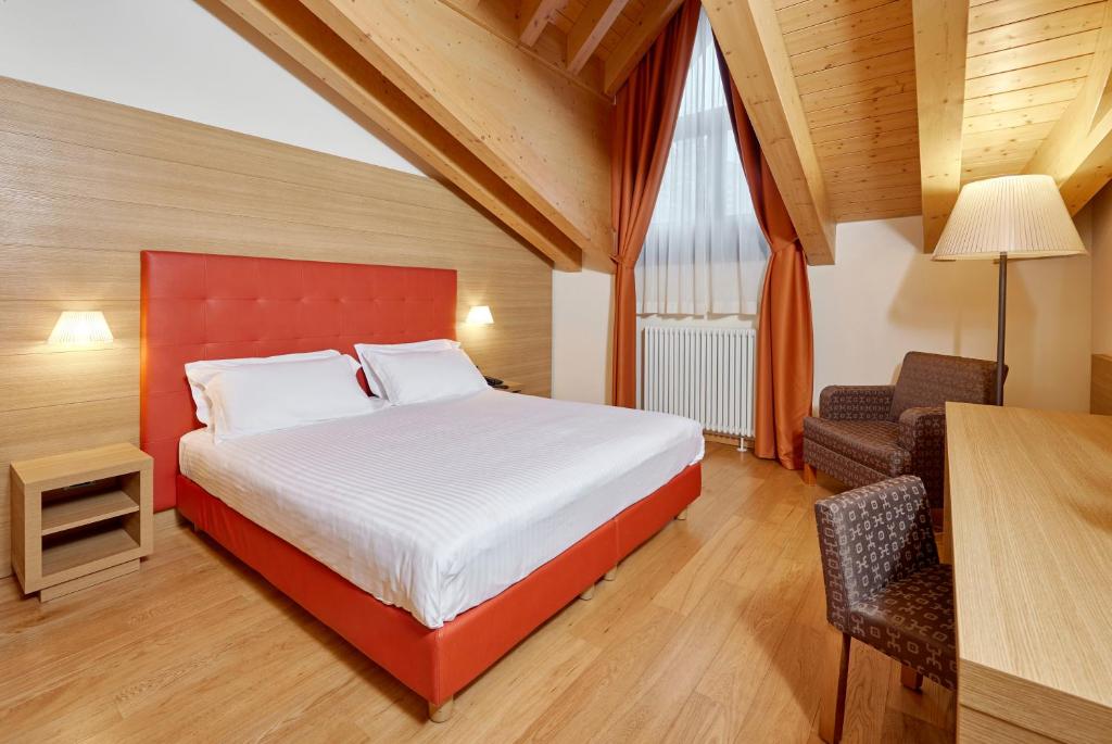 Postel nebo postele na pokoji v ubytování Blu Hotel Acquaseria