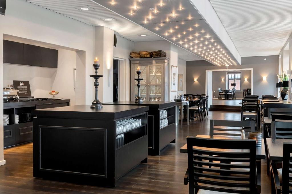 En restaurant eller et andet spisested på Hotel Kronjylland