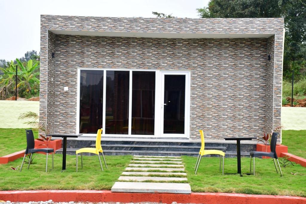 Feather touch Resorts, Yelagiri, India