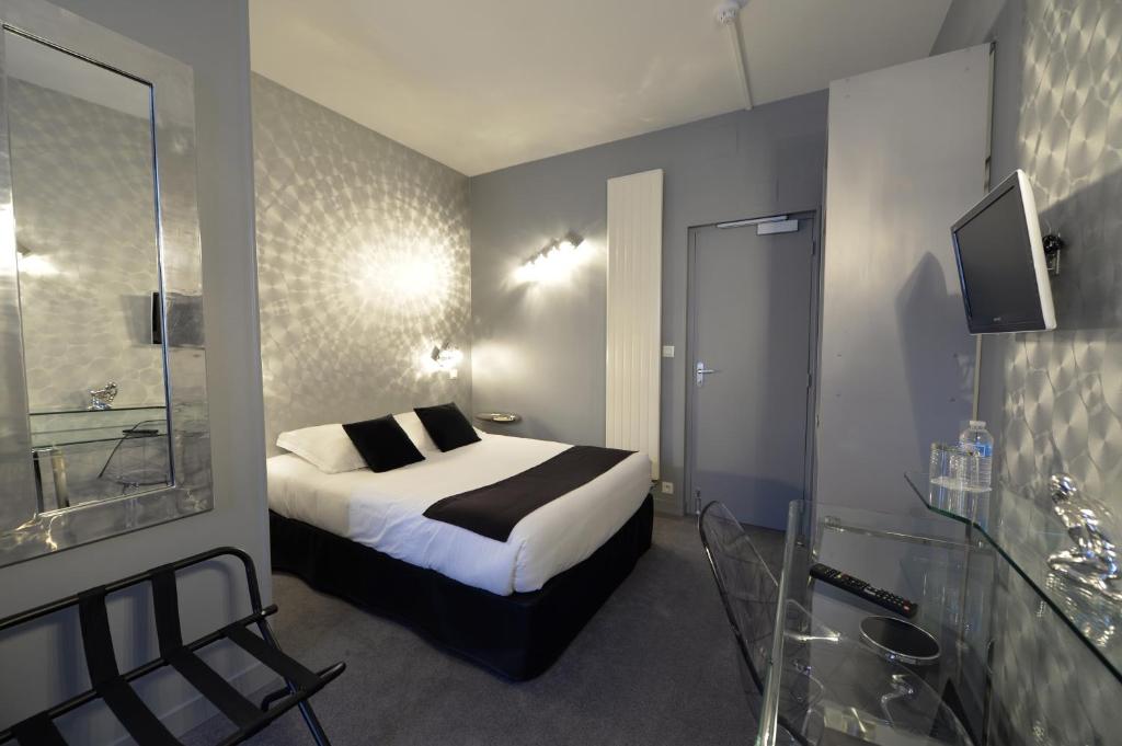 France Hôtel - Double Room With Garden View