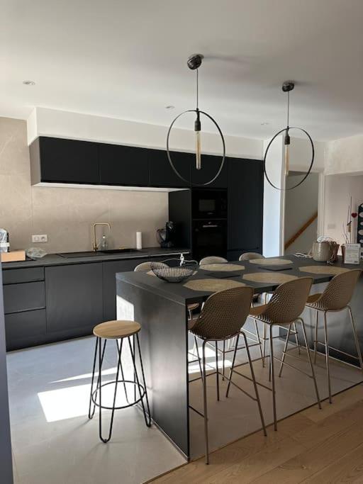 Kuchyňa alebo kuchynka v ubytovaní Charmante maison en pierre-TAVEL