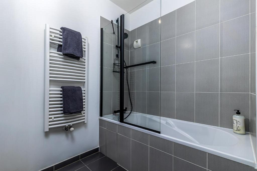 Chez Stéphane & Sophie - 10min DisneyLand, Free Parking, Big Garden - 15