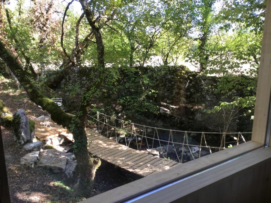 Vonkajšia záhrada v ubytovaní cabane lodge avec spa privatif