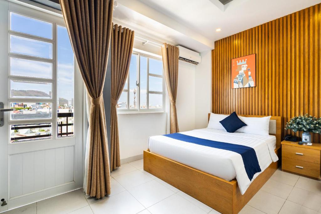 Joi Hospitality - Hoang Anh - 阳台的家庭套房