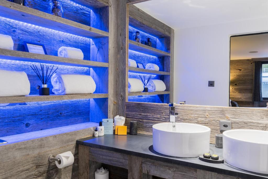 Koupelna v ubytování Hotel Farinet
