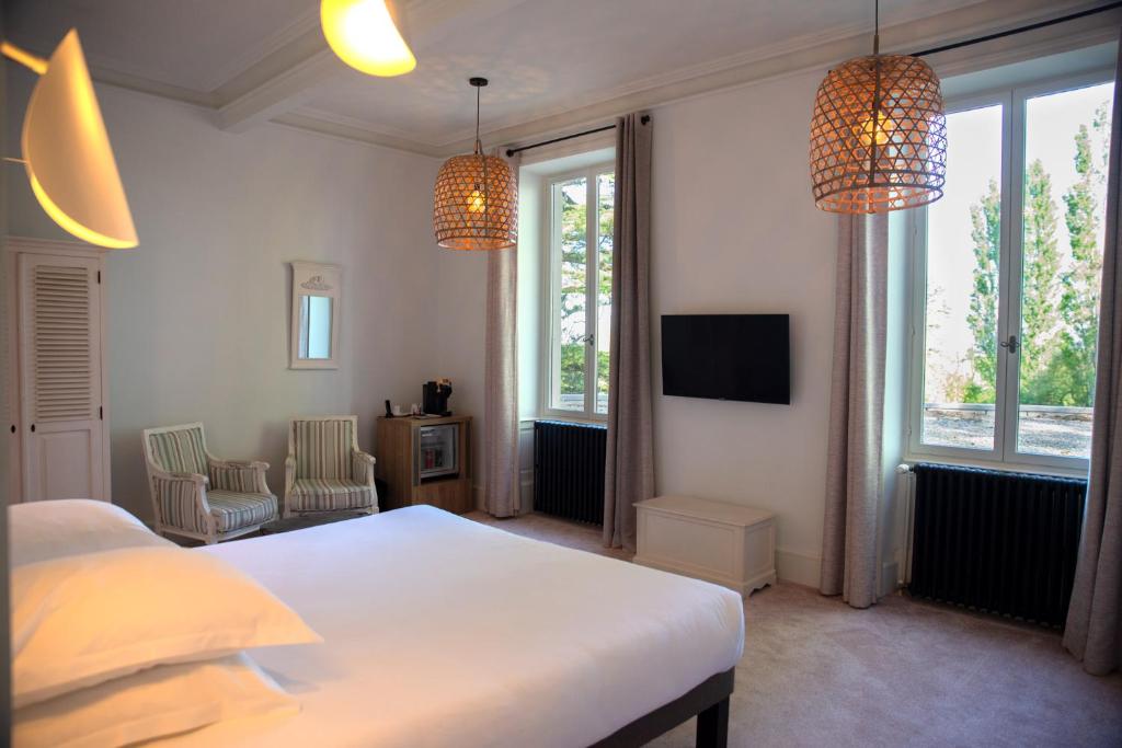 Manoir le Roure - Chambre Double De Luxe