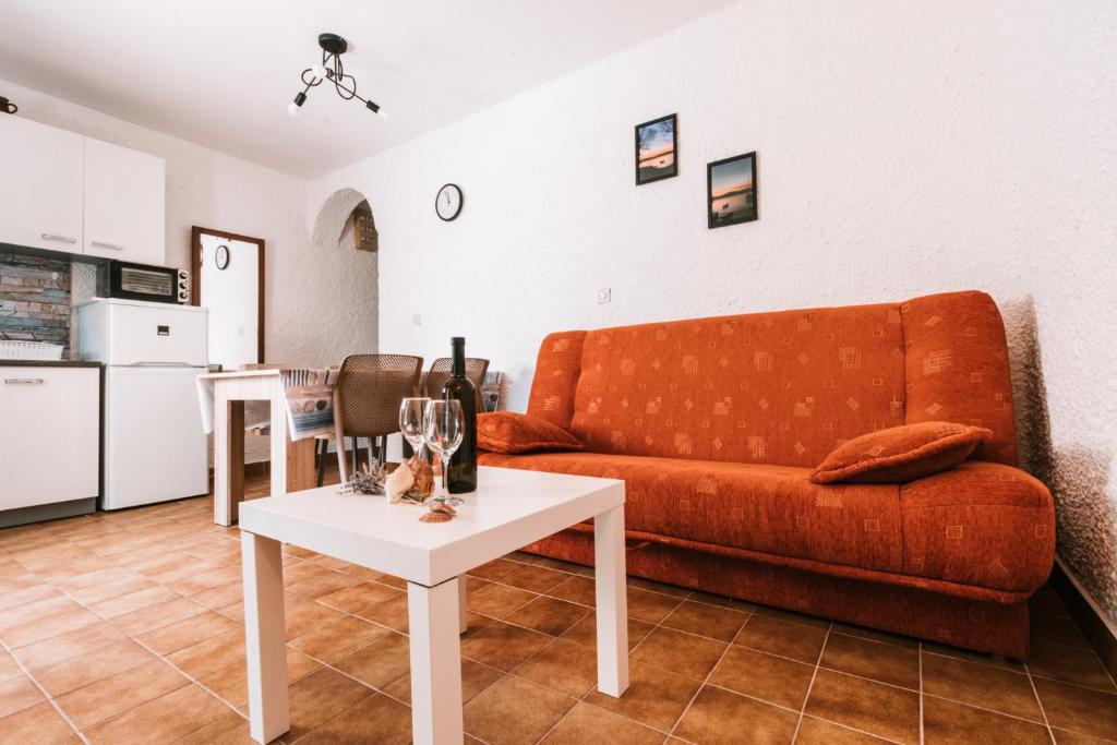 Kuchyň nebo kuchyňský kout v ubytování Villa Gromaca