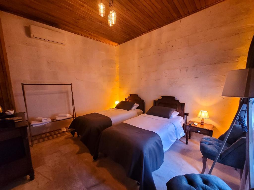 Reji Boutique Hotel - Standart İki Yataklı Oda