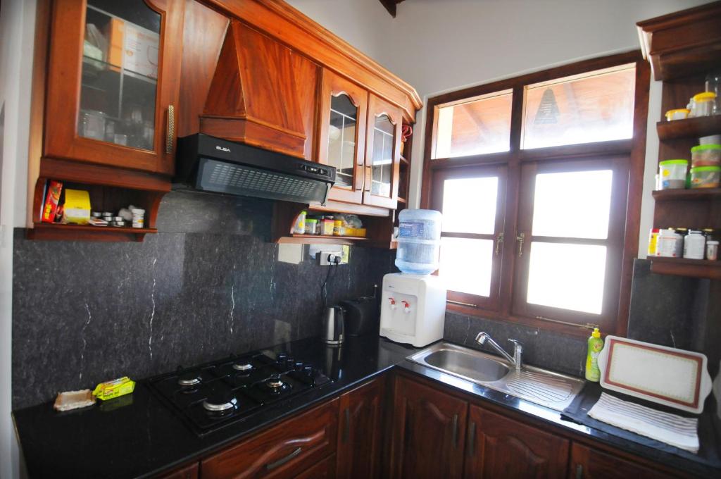 Park Lane Apartments - 11