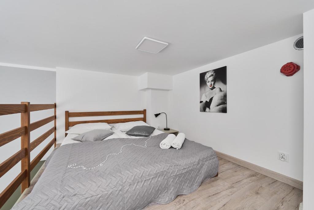 Airport Studio Zarembowicza by Noclegi Renters - Studio - Niveau Partagé
