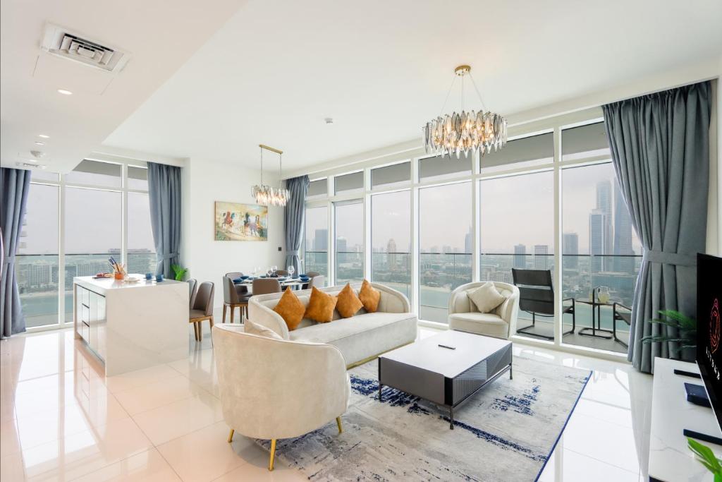 Posezení v ubytování Livbnb Suites - 3 Bedroom with Private Beach Marina Skyline View