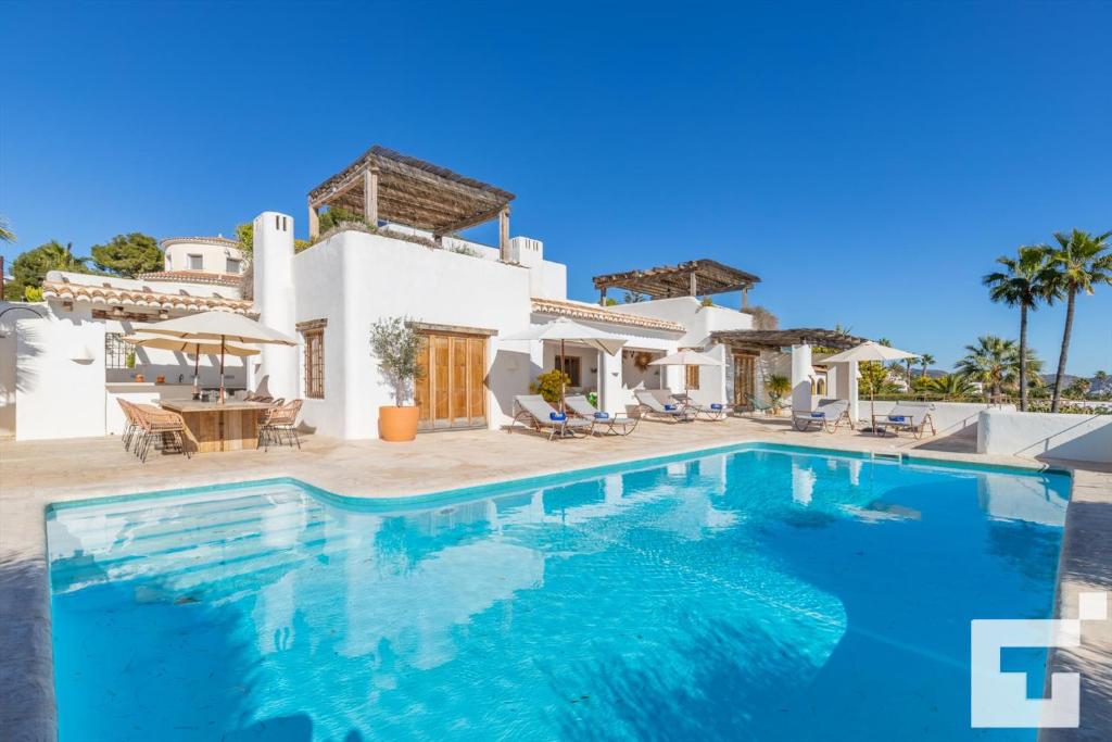 Villa Herina 6 - Grupo Turis, Moraira – Aktualisierte Preise ...