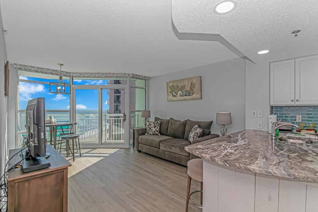 Kuchyň nebo kuchyňský kout v ubytování Carolinian 1535