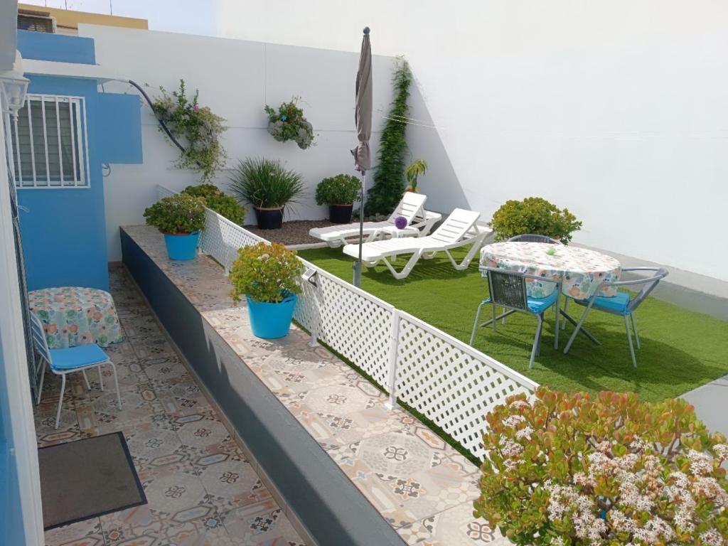 A garden outside Casa Fortu La Palma