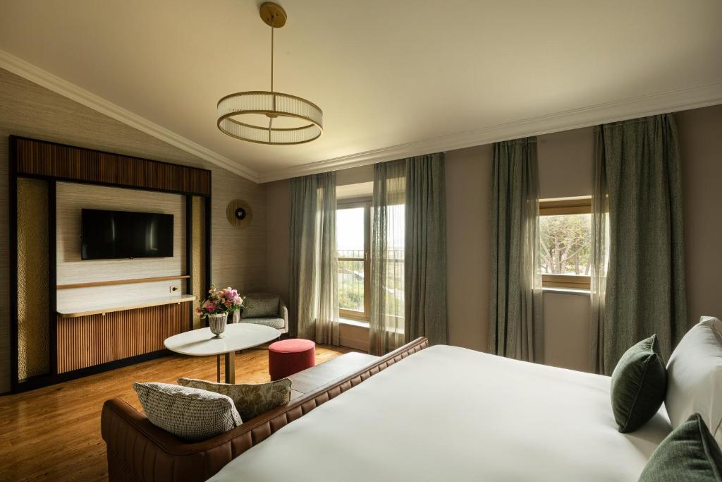 Castelfalfi - Deluxe Room With View