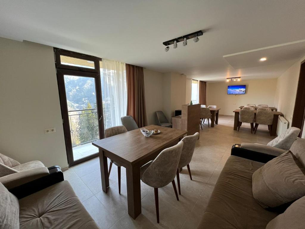 Posezení v ubytování Hotel Khulo lnn