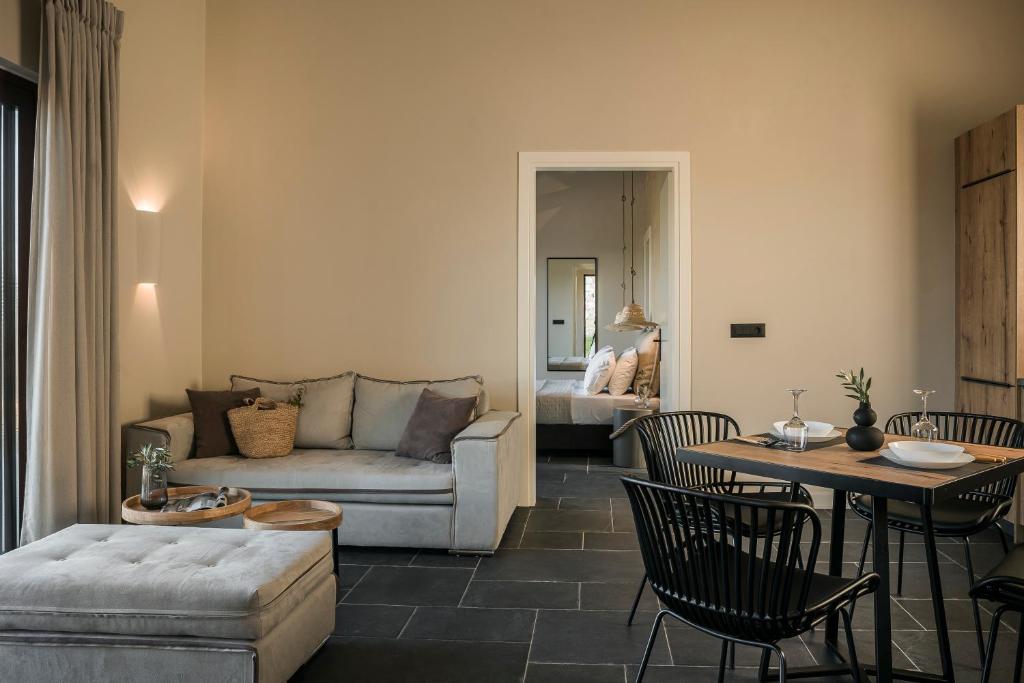 A seating area at FRG Villas - Villa Cantare