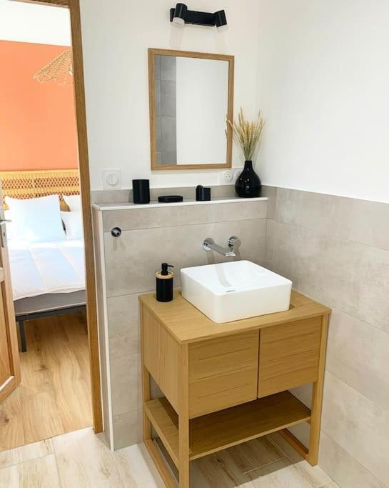 Kúpeľňa v ubytovaní Maison climatisée toute équipée