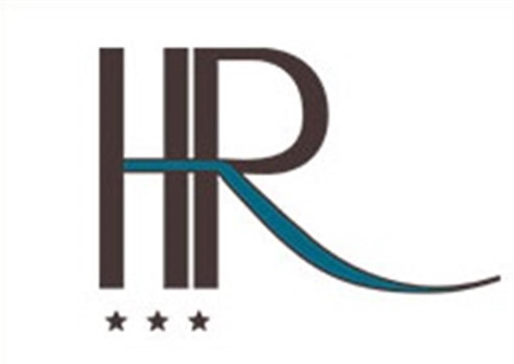 Certifikát, hodnocení, plakát nebo jiný dokument vystavený v ubytování Hôtel Rousseau Plus