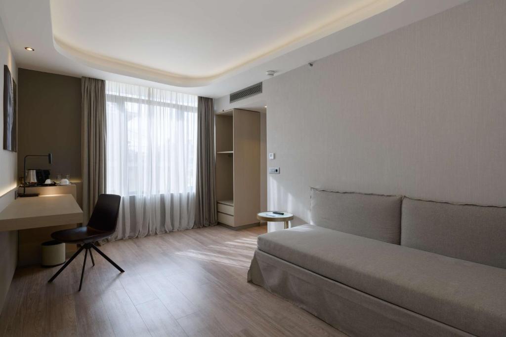 Posezení v ubytování Radisson Blu Park Hotel Athens