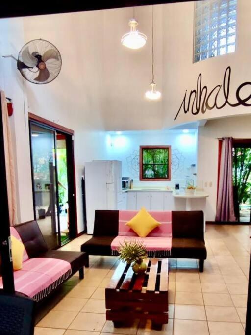 Picaflor Tambor Guest House
