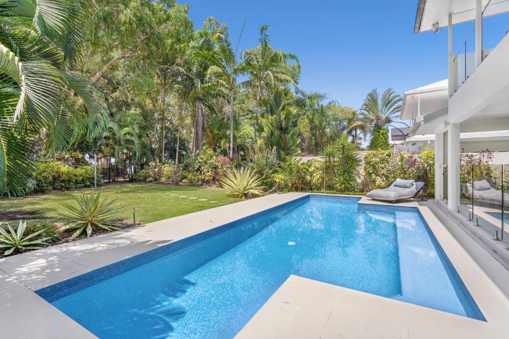 Holiday homes & houses for rent in Kewarra Beach