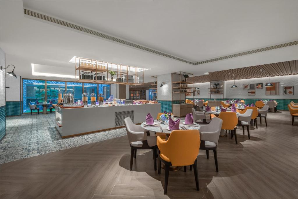 Restaurace v ubytování Holiday Inn Fu'an