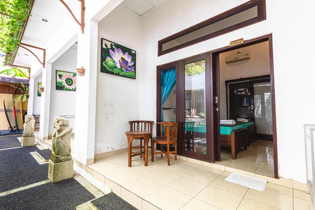 Surf Retreat Villa Sari Bali - Habitación Gemela De Lujo