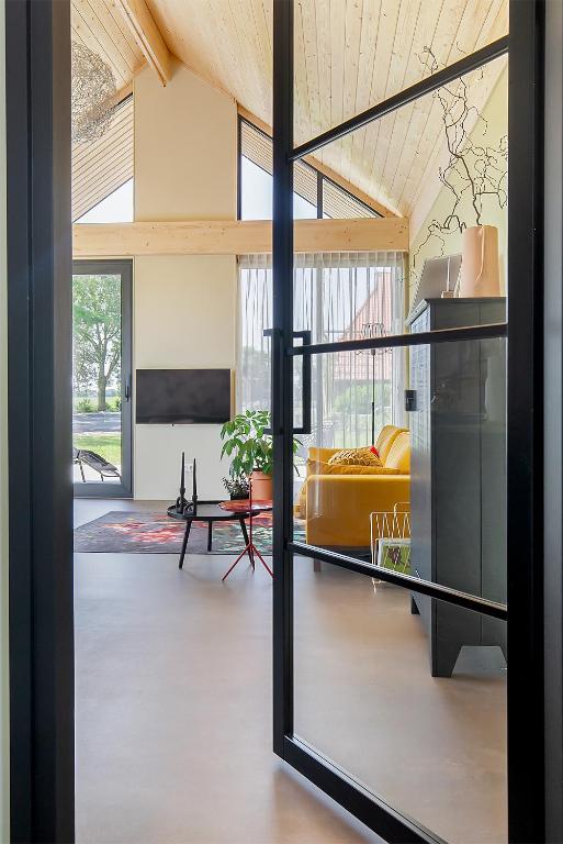 De Non - One-Bedroom Apartment
