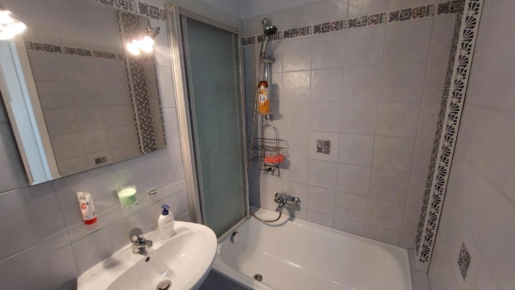 Kúpeľňa v ubytovaní Przytulny, spokojny, wyposażony apartament