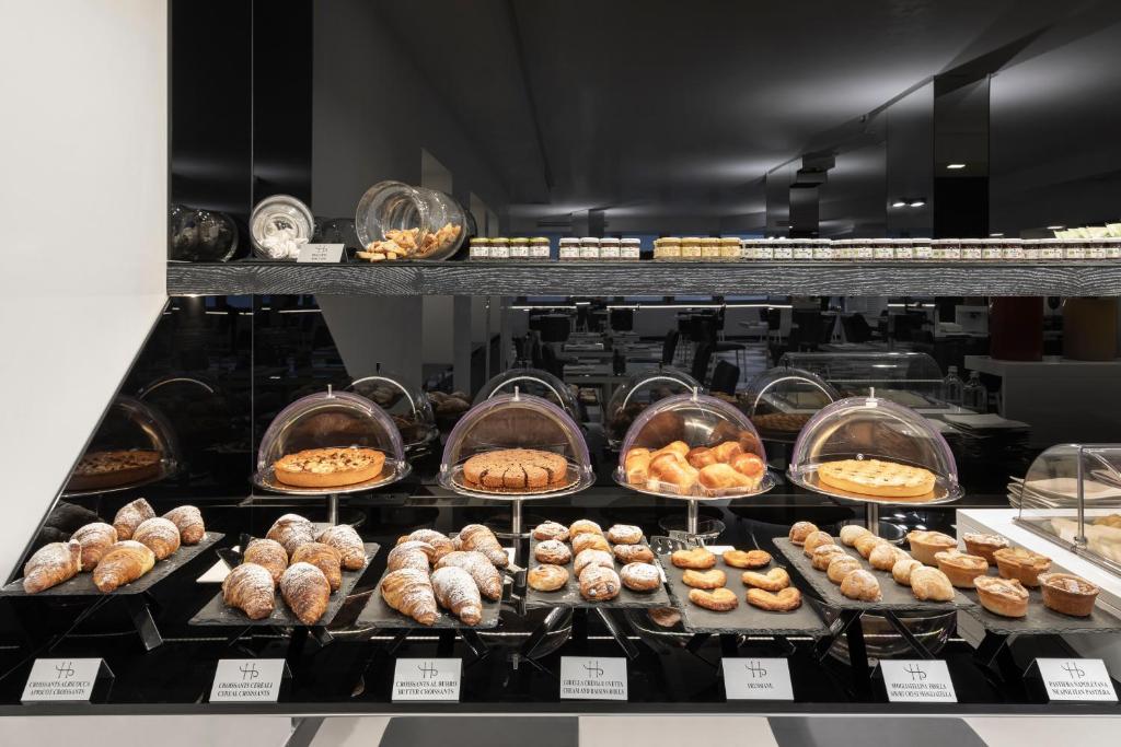 LHP Napoli Palace & SPA - Resim 20