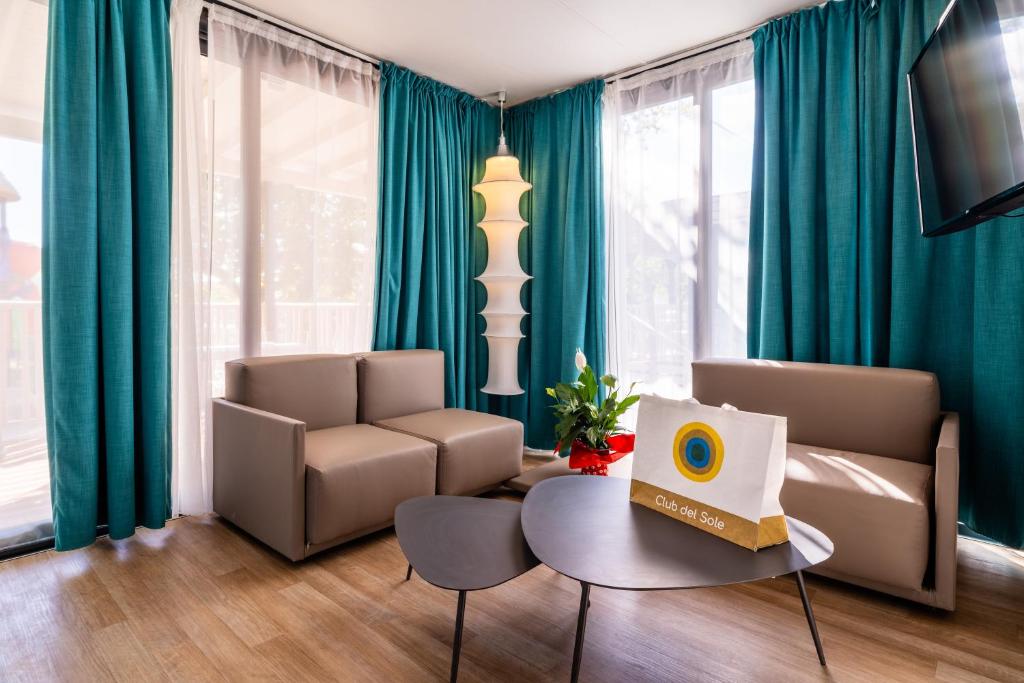 Club del Sole Romagna Family Resortにあるシーティングエリア