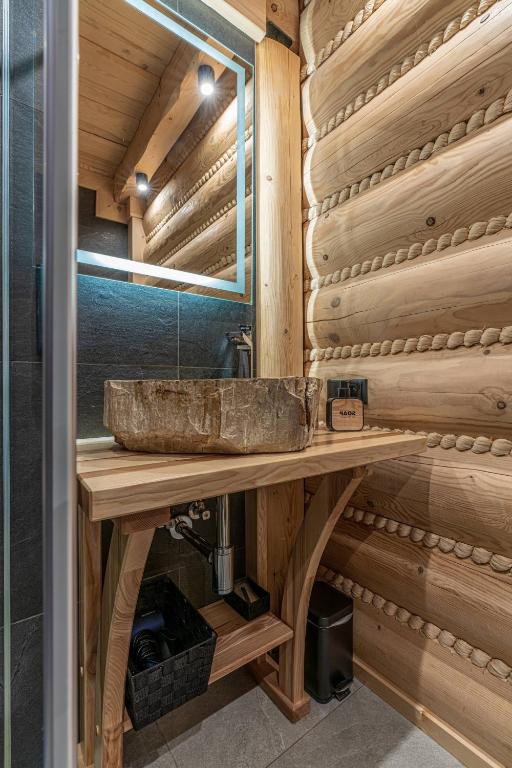 Fotografia z galérie ubytovania Apartamenty w Lipowskiej Chacie - jacuzzi i sauna v destinácii Ustroň