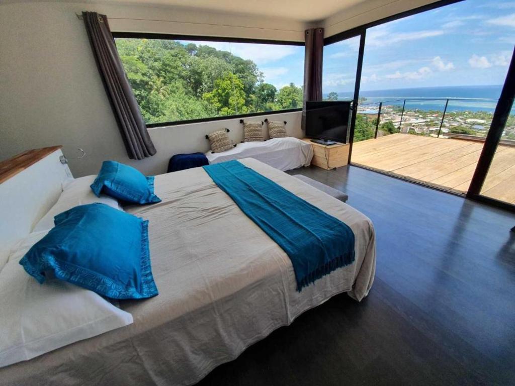 Villa Bounty with Private Pool and Panoramic Ocean Views - Bounty Lodge Tahiti - photo 2 - Tahiti, Polynésie
