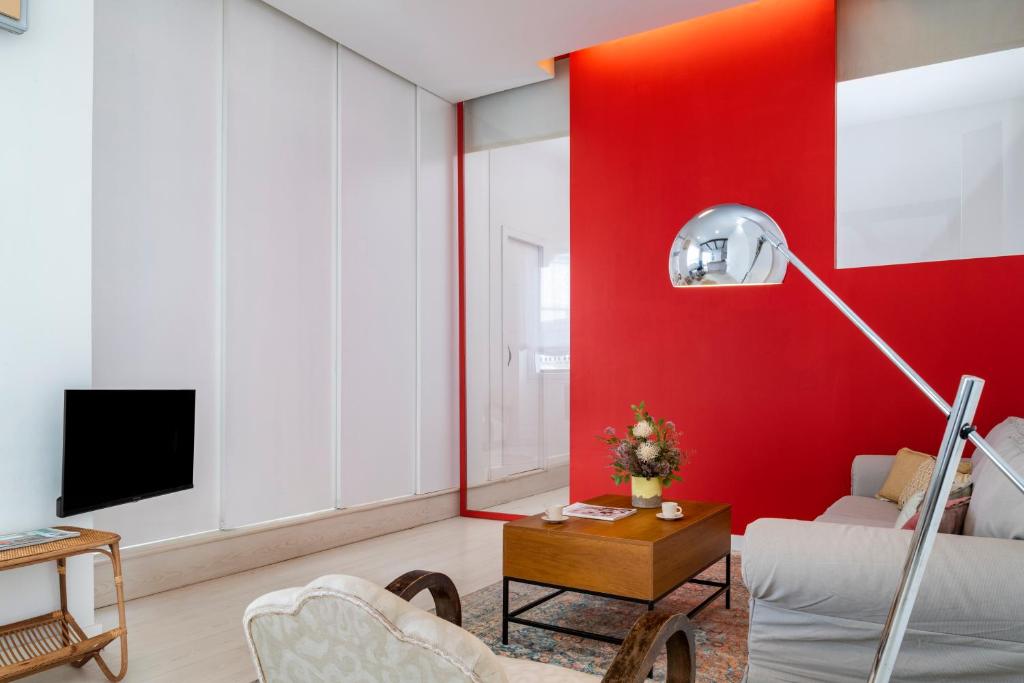 TV a/nebo společenská místnost v ubytování Buen viaje home, con patio privado