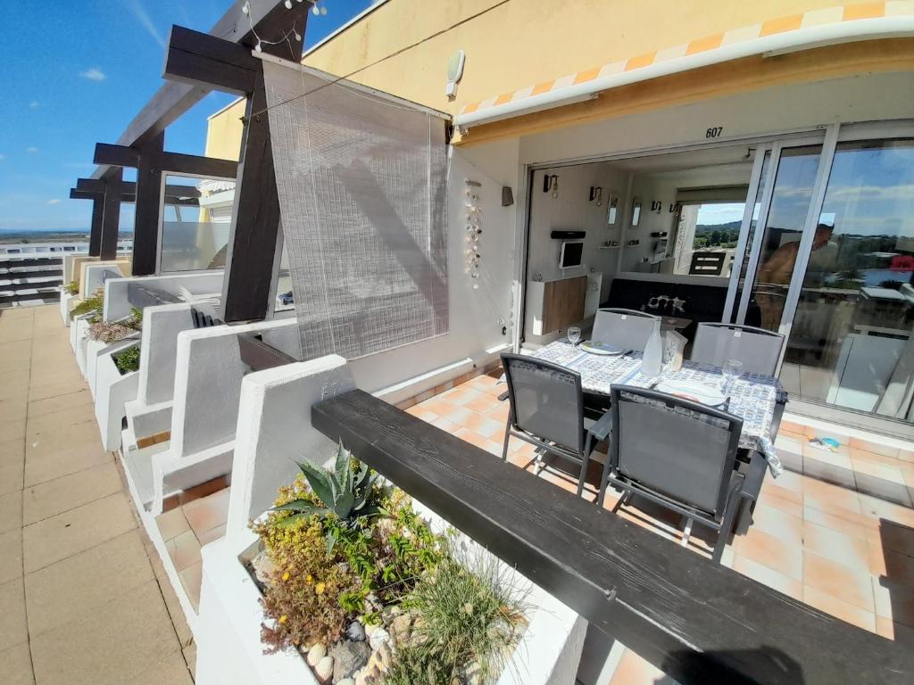 Balkón alebo terasa v ubytovaní Appartement Village Naturiste Dunes