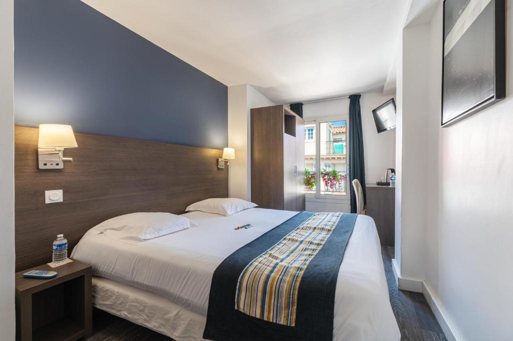 Hôtel Hoche - Standard Double Room